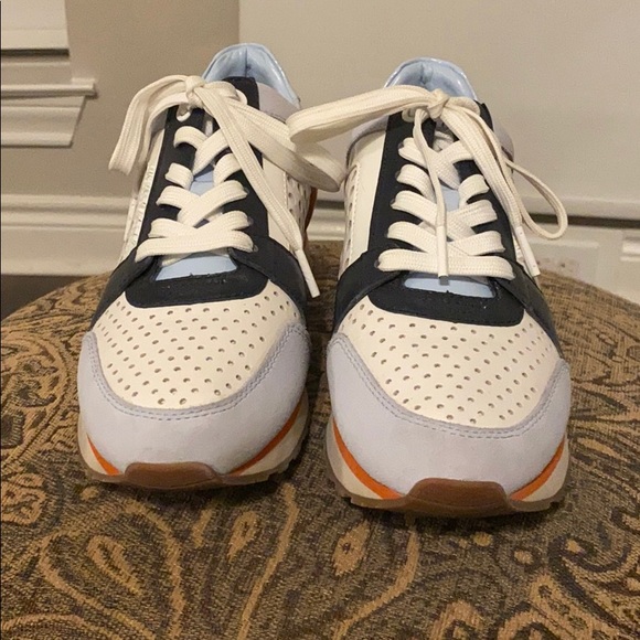 Micheal kors sneakers - Picture 2 of 9